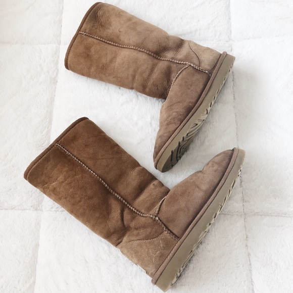 UGG Shoes - Classic UGG Tall Boot Cognac Size 7